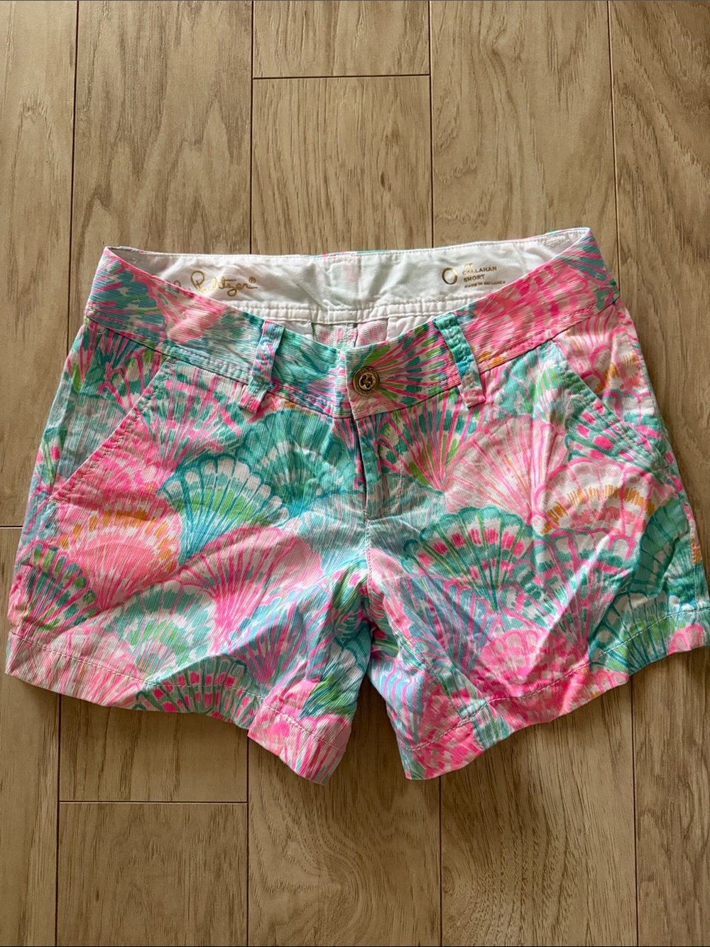Lilly Pulitzer Callahan Shorts in Oh Shello Size 0